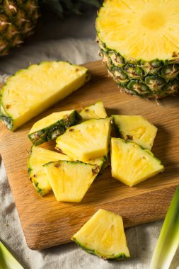 Çiğ Sarı Organik Piyango Dilimleri Yemeye Hazır