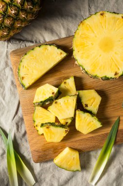 Çiğ Sarı Organik Piyango Dilimleri Yemeye Hazır