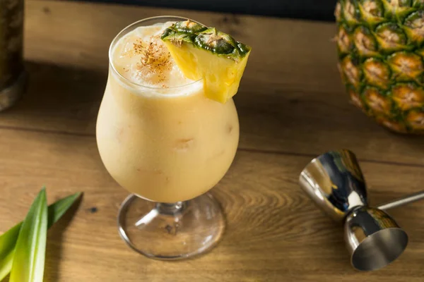 Boozy Pineapple Painkiller Cocktail Coconut Cream Nutmeg — 스톡 사진