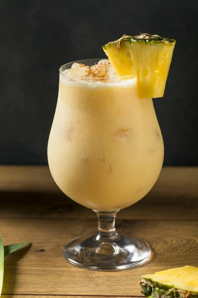 Boozy Pineapple Painkiller Cocktail Coconut Cream Nutmeg — 스톡 사진