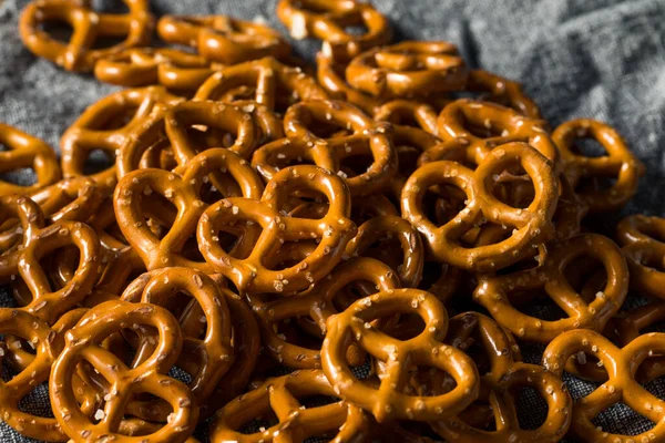 Biscoitos Pretzel Crocantes Salgados Uma Tigela — Fotografia de Stock