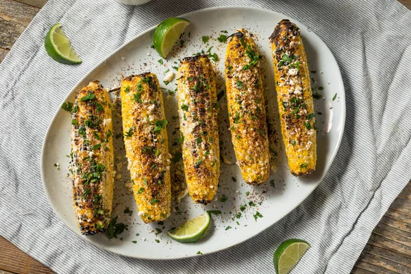 Homemade Spicy Elote Mexican Street Corn Mayo Lime Cheese — Stock Photo, Image