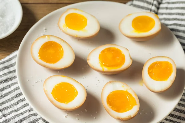 Zelfgemaakte Unami Sojasaus Eieren Met Zeezout — Stockfoto