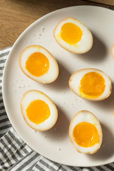 国产海盐乌纳米酱鸡蛋 — 图库照片