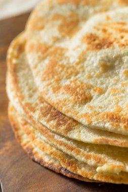 Ev yapımı Roti Chapati Yassı Ekmek Yemeye Hazır