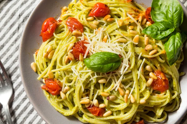 Healthy Homemade Basil Pesto Pasta Tomatoes Pine Nuts — Stock Photo, Image