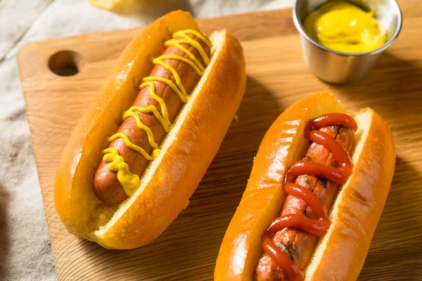 Hot Dog Tacchino Fatti Casa Sani Con Senape Cipolla Ketchup — Foto Stock