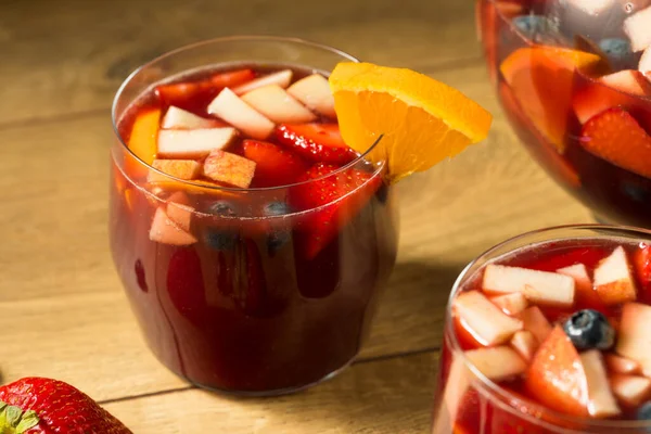 Boozy Red Wine Sangria Apple Strawberry Oranges — Stock Photo, Image