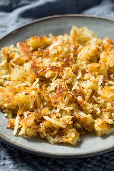 Zelfgemaakte Gebakken Versnipperde Hashbrowns Eieren Voor Het Ontbijt — Stockfoto