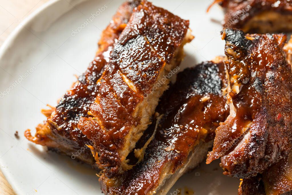 Homemade Smoked St Louis Style Spare Ribs with BBQ Sauce