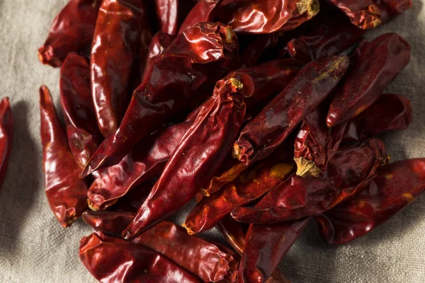 Kuru Organik Hint Sanaam Kırmızı Chili Biberleri Pişirmeye Hazır