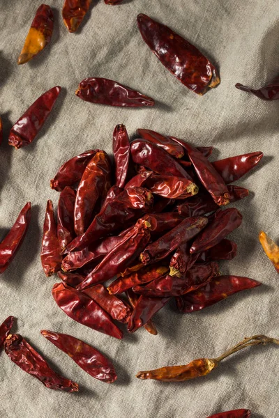 Kuru Organik Hint Sanaam Kırmızı Chili Biberleri Pişirmeye Hazır