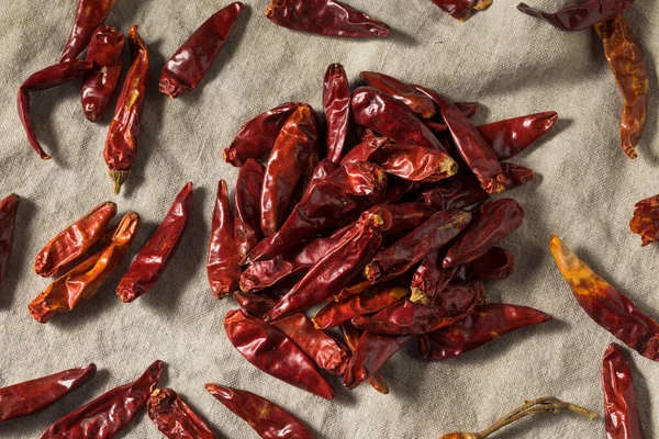 Kuru Organik Hint Sanaam Kırmızı Chili Biberleri Pişirmeye Hazır