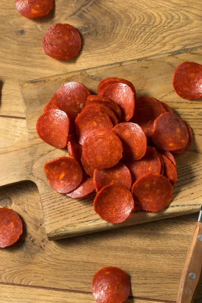 Organic Uncured Italian Pepperoni Slices Έτοιμο Προς Χρήση — Φωτογραφία Αρχείου