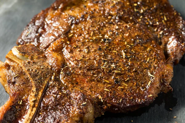 Grass Fed Vařené Ribeye Steak Připraven Jídlu — Stock fotografie