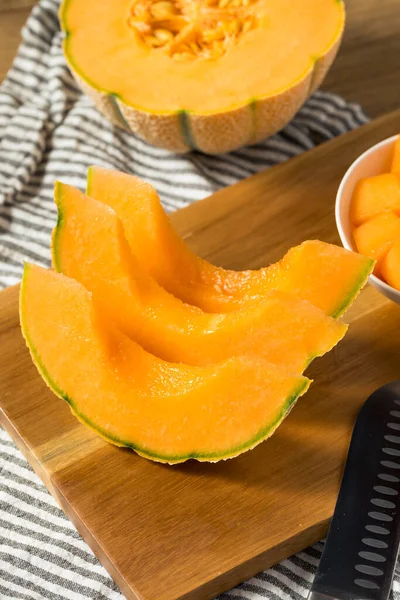 Fruta Melón Orgánica Naranja Cruda Lista Para Comer — Foto de Stock