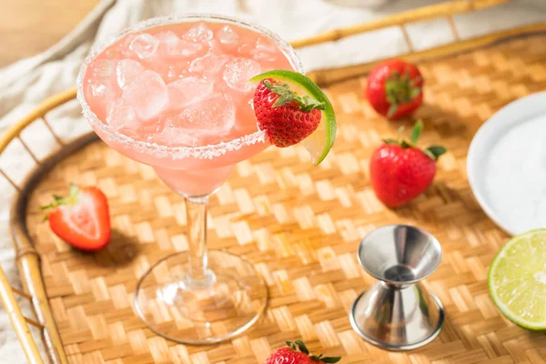 Boozy Refreshing Tequila Strawberry Margarita Lime — 스톡 사진