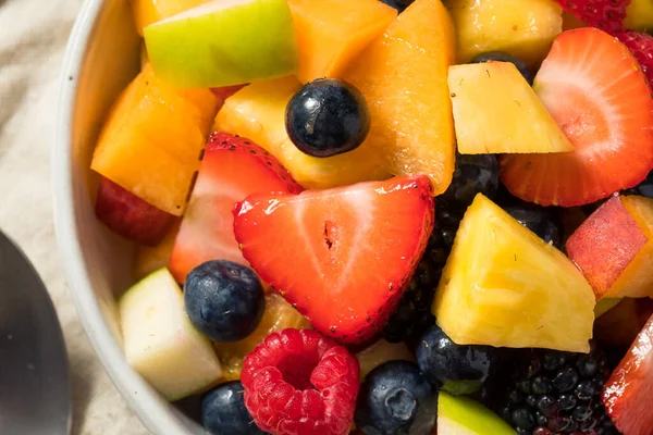 Gezond Zelfgemaakte Fruitsalade Met Bessen Meloen — Stockfoto