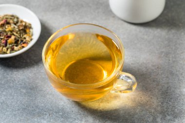 Citrus ile sağlıklı organik bitkisel papatya çayı