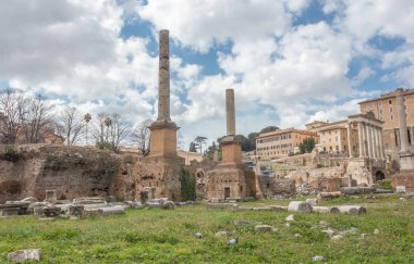 Roma forumunun eski kalıntıları