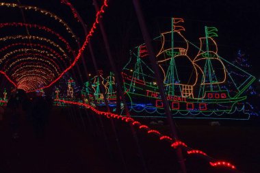 Duluth, Minnesota Lake Superior Shores kış sezonu boyunca Noel ışıkları
