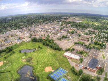 Brainerd, Minnesota kuzey Minnesota'da Mississippi Nehri üzerinde bir bölgesel merkezidir