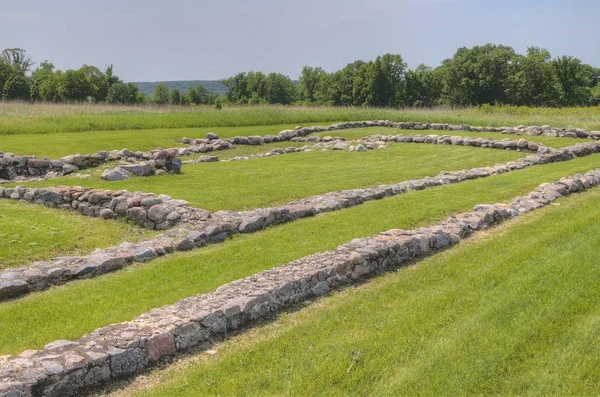 Fort Ridgley Eyalet Parkı 1862 Dakota Savaşı 'nın bir parçası olan tarihi bir kaleyi koruyor.