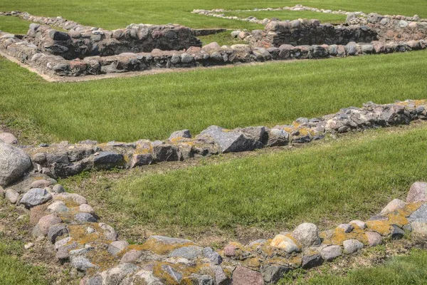 Fort Ridgley Eyalet Parkı 1862 Dakota Savaşı 'nın bir parçası olan tarihi bir kaleyi koruyor.