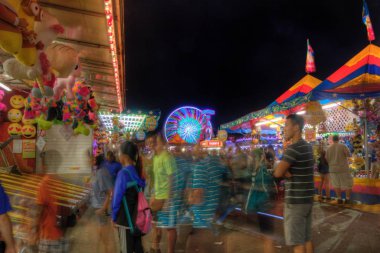 En büyük toplama Minnesota Minnesota eyalet fuarında olduğunu ve iki ot döneminde milyonlarca insan katılmak.