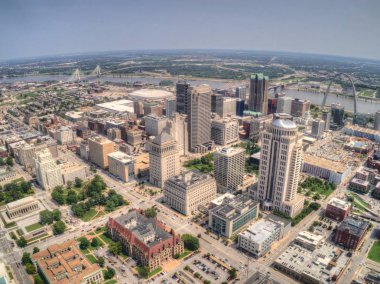 Saint Louis bir şehirdir ve Şehir Merkezi Iconic Arch ile Missouri 'dir.