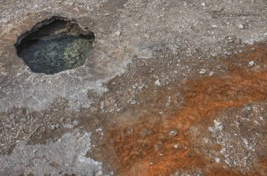 Yellowstone, Montana, Wyoming ve Idaho 'da bulunan bir Ulusal Park.