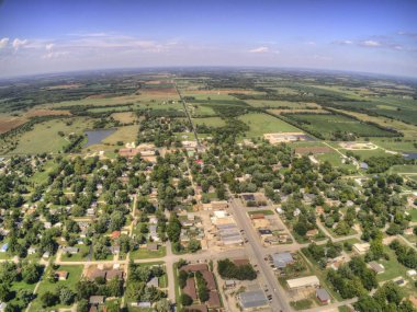 Overbrook, Kansas kırsalında küçük bir çiftlik kasabası.