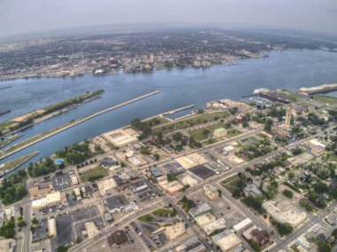 Sault Saint Marie, Michigan / Ontario Gölü 'nün doğu kıyısındaki ikiz şehirlerdir.