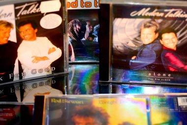 80 'lerden ve 90' ların en ünlü müzik, kapak ve yakın çekim makro fotoğrafçılarından CD kapakları