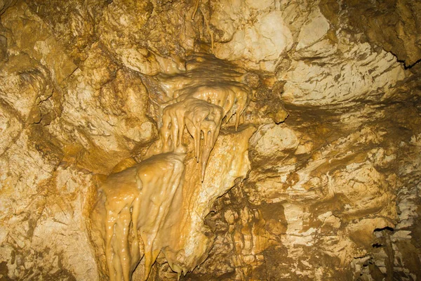 Bozkov dolomit mağarası — Stok fotoğraf