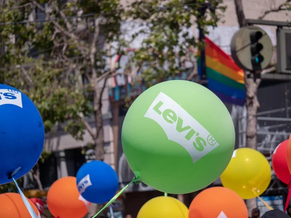Levi s balloons flying outdoors at a LGBT Pride festival — Stock Photo, Image