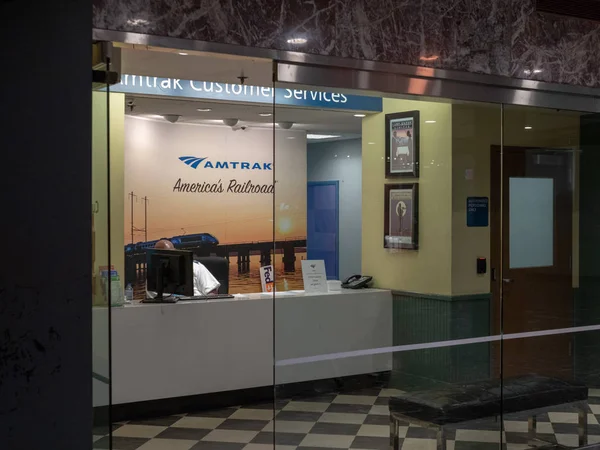 Ubicación del servicio al cliente de Amtrak en Union Station — Foto de Stock