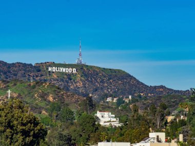 Tarihi Hollywood Sign görünümü Hollywood Blvd alınan
