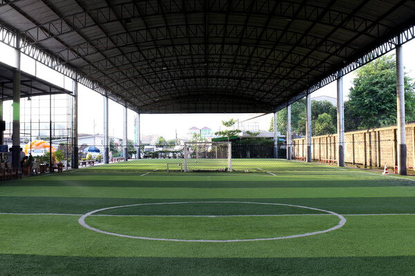 Футбольное поле Малое, Мини-футбольное поле в крытом тренажерном зале, Открытый футбольный парк с искусственным покрытием
