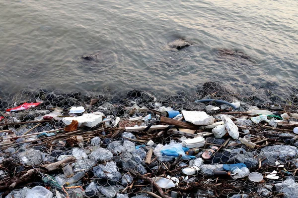 Residuos Junto Mar Contaminación Basura Playa Basura Río Residuos Tóxicos —  Fotos de Stock