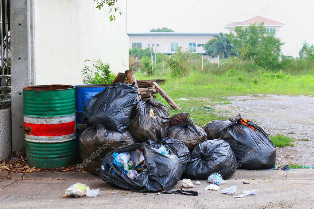 Pollution Bin Garbage, Bin bag black Trash beside the fence home office on street, 3R