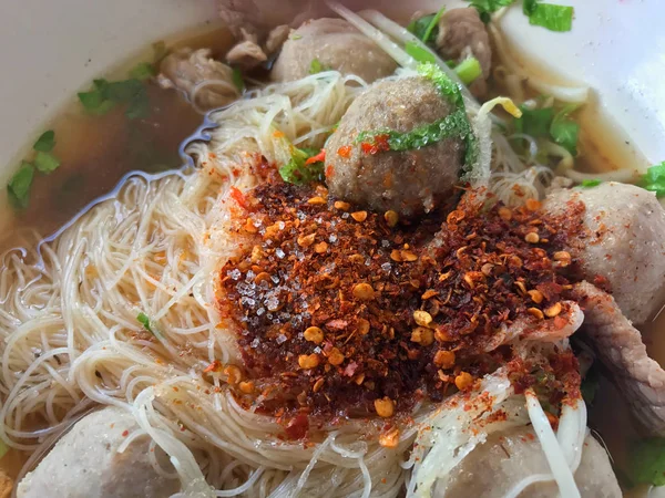 Gosto Comida Picante Quente Macarrão Bola Carne Thai Ásia Comida — Fotografia de Stock