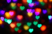 Valentines barevné srdce formoval bokeh na černém pozadí bokeh osvětlení pro výzdobu v noci pozadí tapety rozostření valentine, láska obrázky pozadí, abstraktní tvarované měkké noční osvětlení srdce