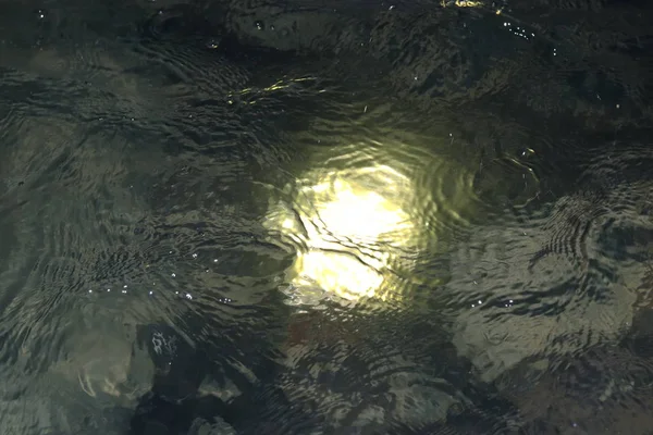 Vízfelszín Világító Lámpával Medence Víz Alatti Lámpával Víz Hullám Világító — Stock Fotó