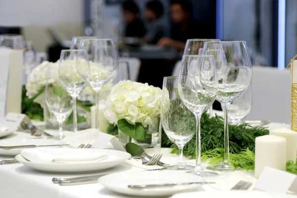 Verrerie Plaques Verre Vin Table Banquet Salle Réunion Séminaire Fête — Photo