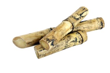 Beyaz arka plan şeker kamışı şeker kamışı şeker kamışı, şeker kamışı yığın, yanık, baston, parçası izole