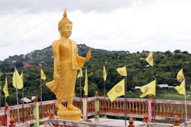 Altın Buddha Statue standı, Buda'nın altın