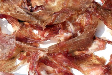 Kurutulmuş domuz, Güneş, işlem sayfası domuz eti veya gevrek domuz (Tay Gıda Kurutulmuş yaprak domuz)