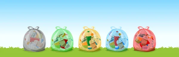 net plastik çöp torbaları siyah, yeşil, sarı, mavi ve kırmızı çim ve gökyüzü arka plan, renkli çöp atık torbaları plastik seti, 3r, atık plastik torbalar ve afiş reklam için kopya alanı