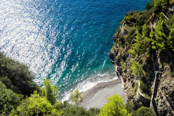 Pequena Praia Bonita Mar Mediterrâneo Costa Amalfi Itália Perto Positano — Fotografia de Stock